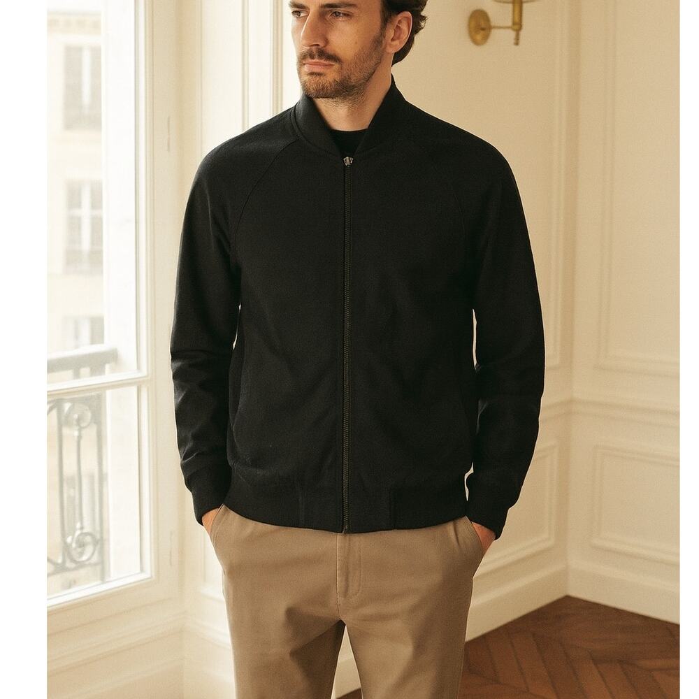 Air Jordan Black Men's Zip up Jacket Small